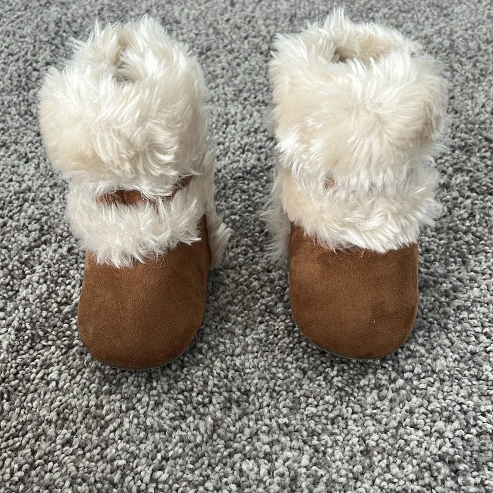 Michael Kors Infant Girl Grace Booties Size 1